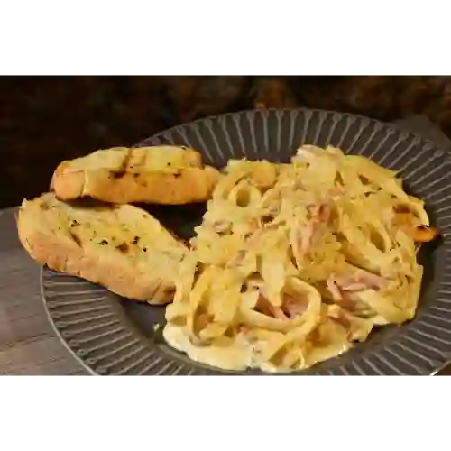 Pasta a la Carbonara con Pollo