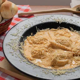 Ravioles Pollo Al Curry