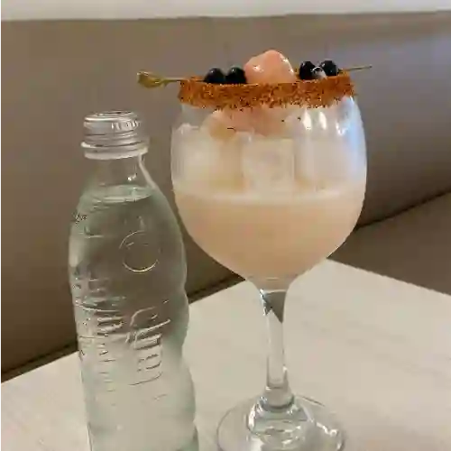 Soda Saborizada de Lyche 14oz
