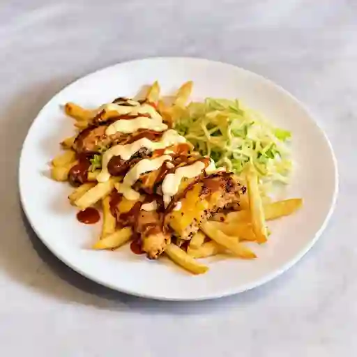 Salchipapa ranchera pollo