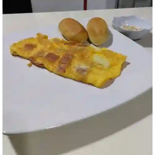 Omelette de Tocineta y Queso