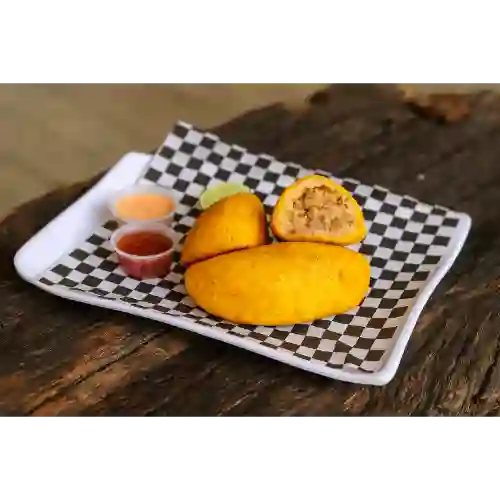 Empanada de Papa y Carne