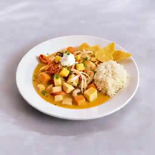 Cazuela De Pesca Y Mariscos