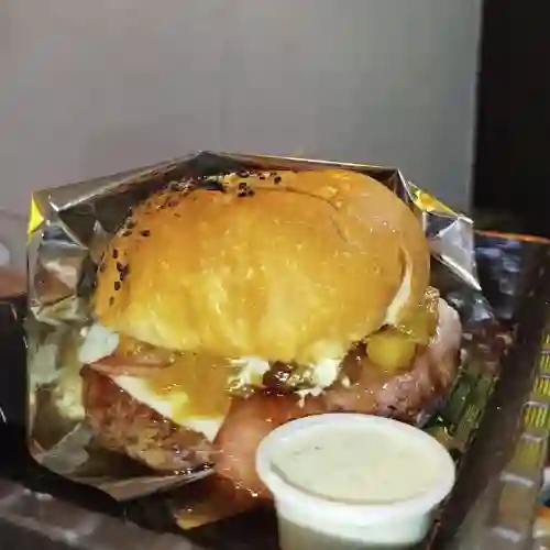 Hamburguesa Esp con Pan D Ajonjolí Negro