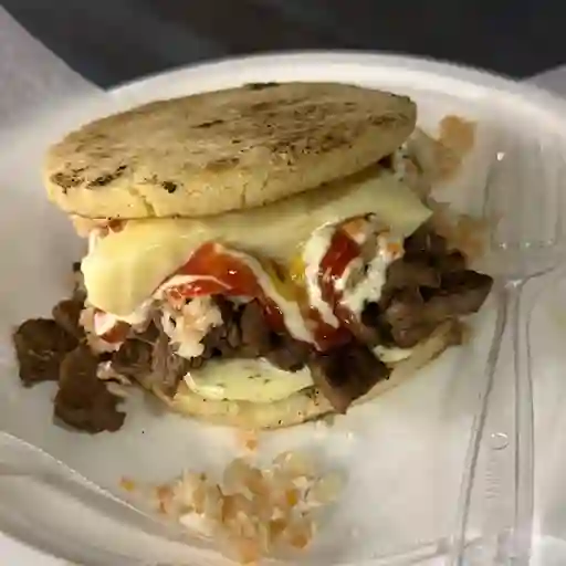 Arepa lomito