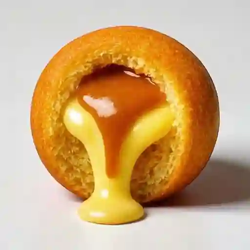 Buñuelo con Queso y Arequipe