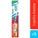 Colgate Cepillo Dental Triple Acción Medio