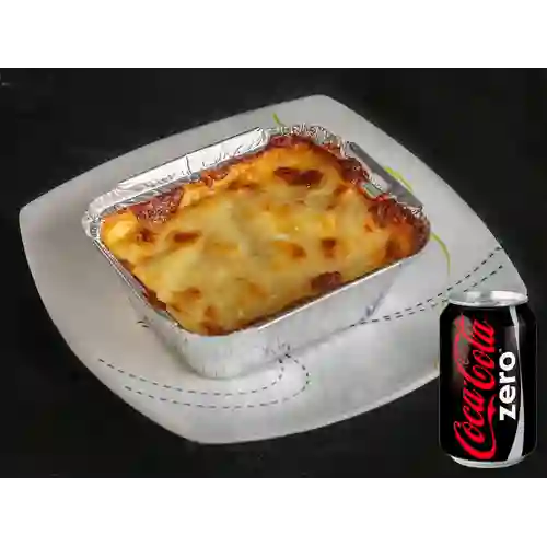 Combo Lasaña Boloñesa + Coca Cola Zero 235 ml