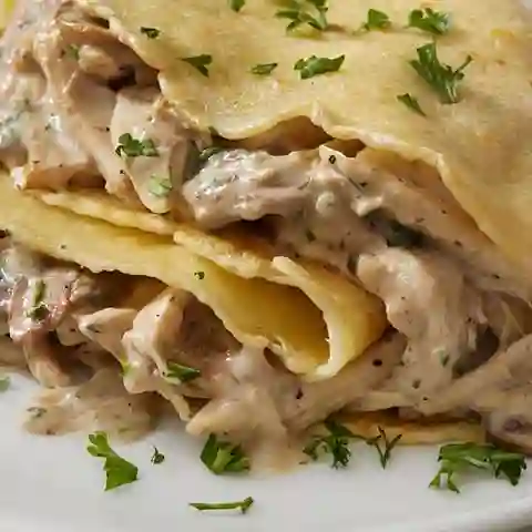 Crepe de Pollo con Champiñon