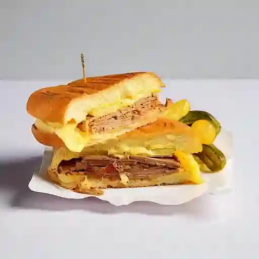 Mega Cubano