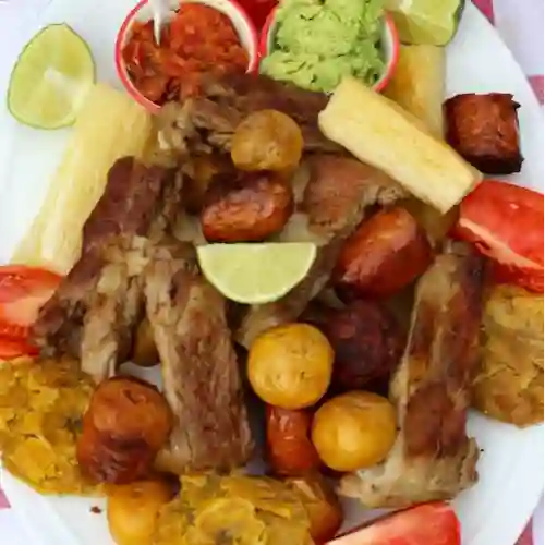 Picada Super Yumbo