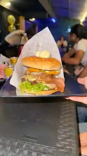 Hamburguesa la Diosa Xxx