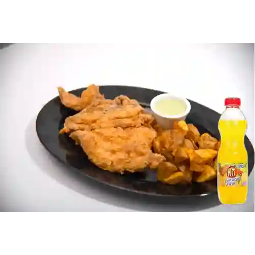 Combo Pechuga Apanada + Hit Naranja Piña 500 ml