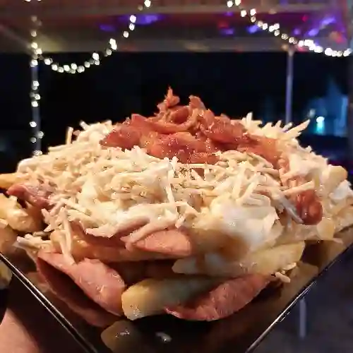 Salchipapa para 4 Personas