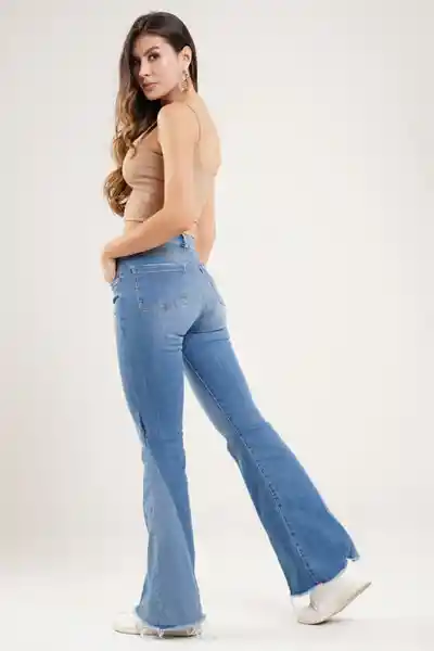 Jean Flare Cortes Color Azul Medio Talla 6 Ragged