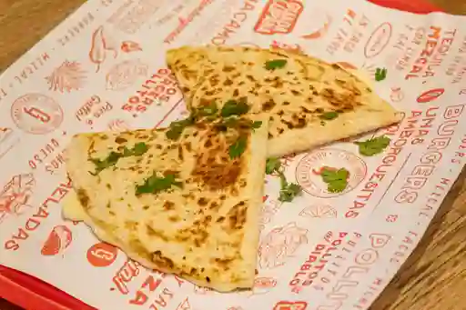 Quesadilla Tradicional