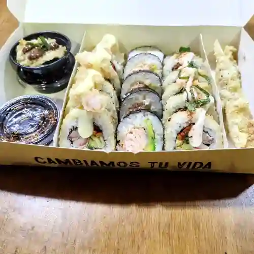 Saiyajin 17pz+2kani crunch +1 postre)