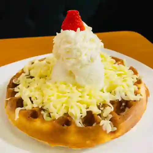 Waffle Arequipe y Queso