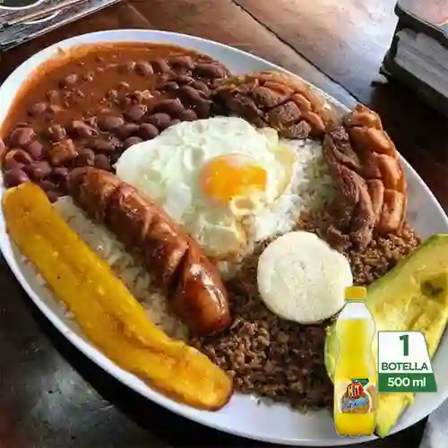 Combo Bandeja Paisa + Hit Maracuyá 500 ml