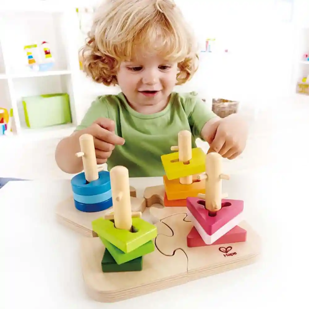 Hape Rompecabezas Pegs E0411