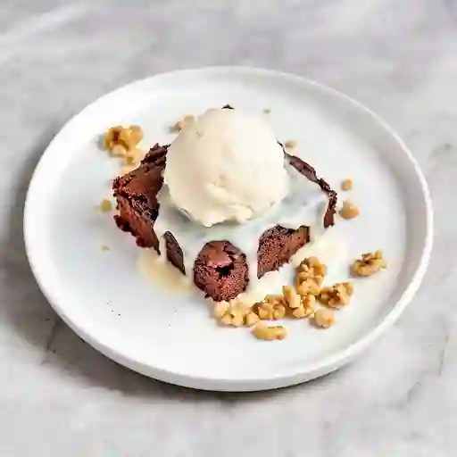 BROWNIE CON HELADO