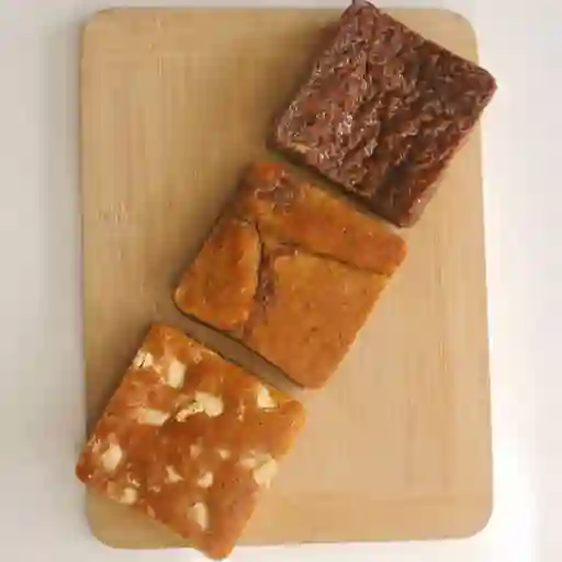 Brownie, blondie, brookie