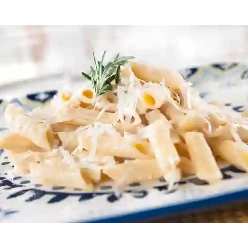 Penne Cuatro Quesos