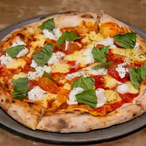 Pizza margherita+ 2 bebidas