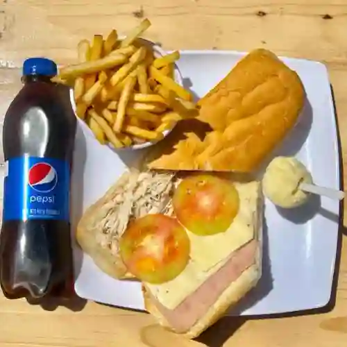 Sándwich de Pollo 23 Cm