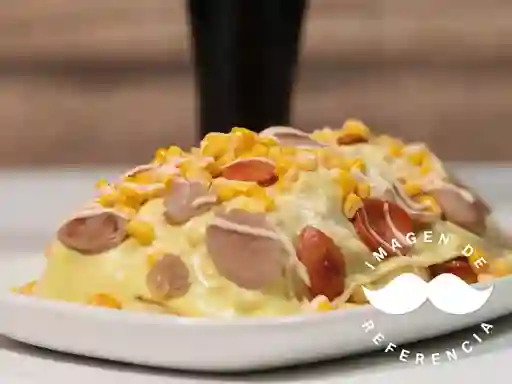 Salchipapa de Butifarra