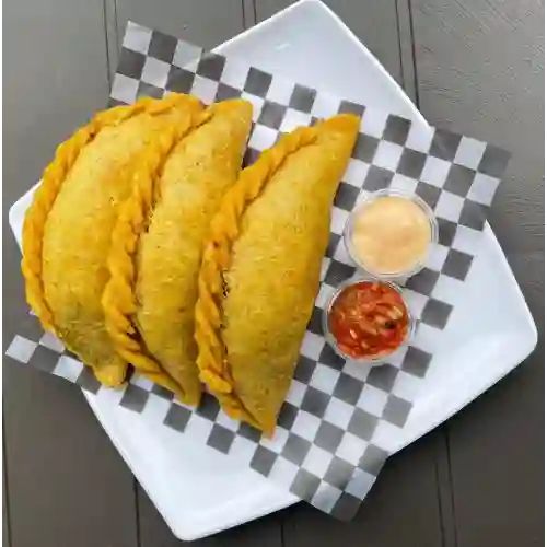 Empanada Arroz y Carne