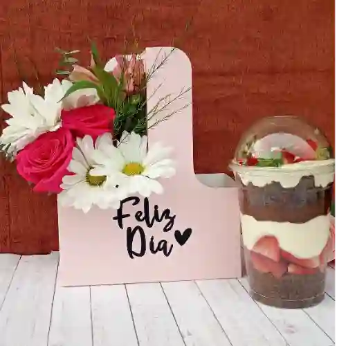 Caja de Flores con Postre