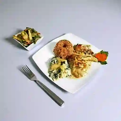 Pollo en Salsa de Choclo y Champiñon