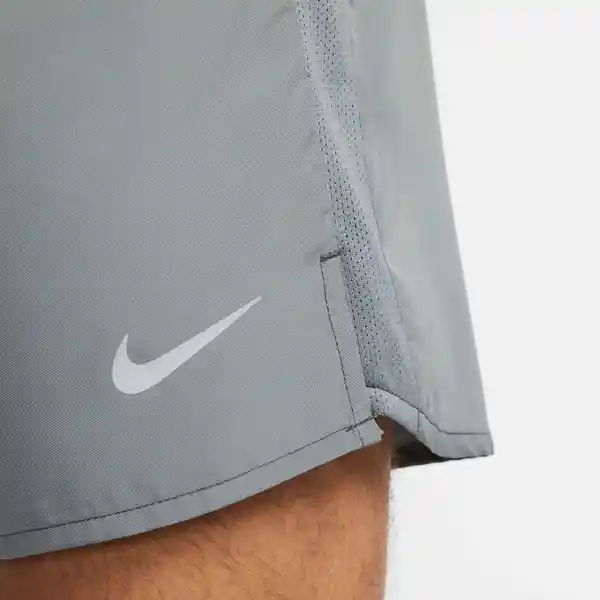 Nike Short M Df Challenger 7Ul Gris XL Ref: DV9344-084