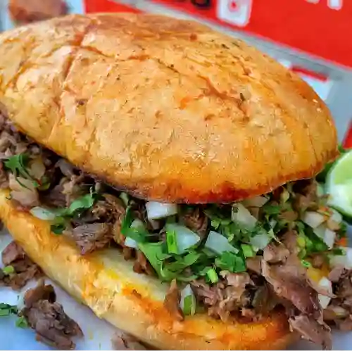 Torta de Birria