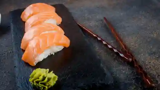 Nigiris de Salmón