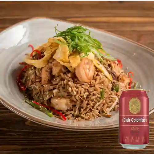 Combo Arroz Chaufa Trilogía + Club Colombia Roja 330ml