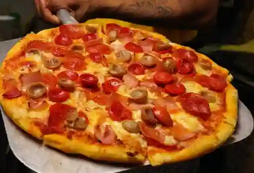 Cuatro carnes mediana