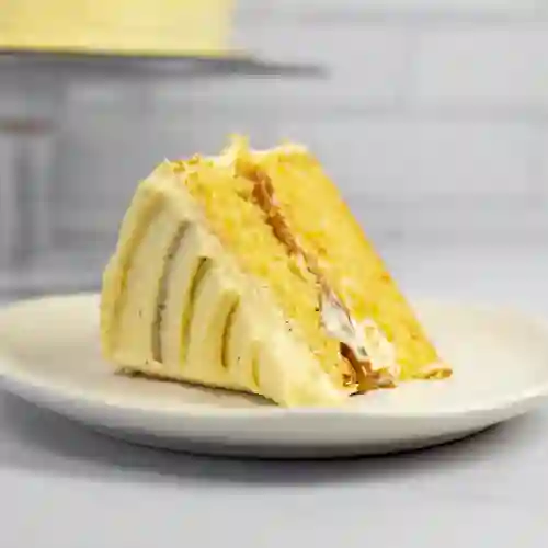 Torta Vainilla-maracuya 15-20 Porciones