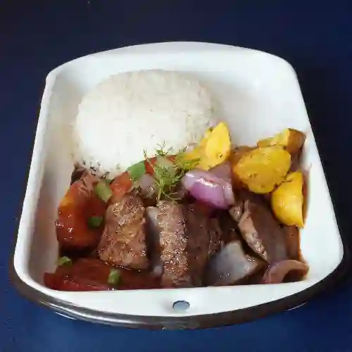 Lomo saltado