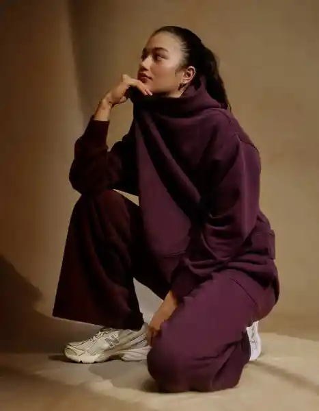 Buzo Mujer Morado Talla SMALL 2814502 American Eagle