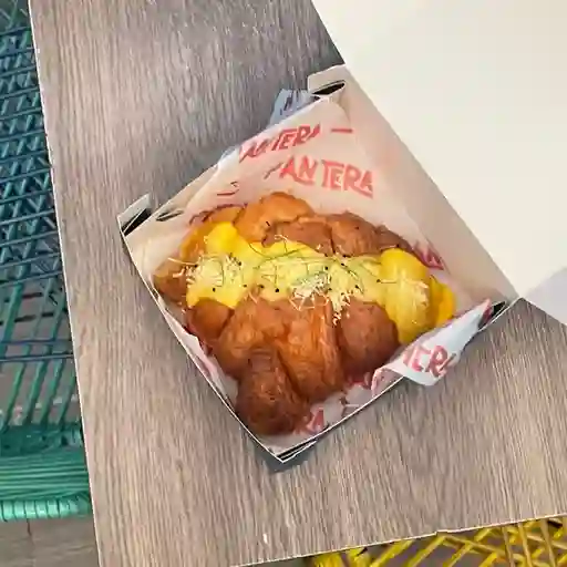 Croissant tres quesos