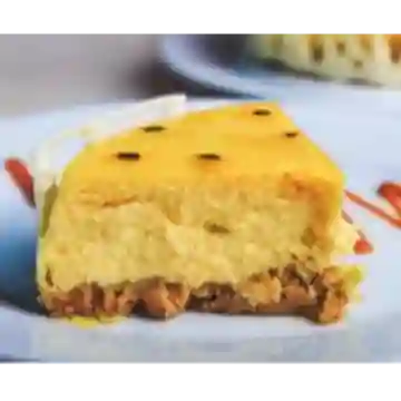 Porción de Cheesecake de Maracuyá