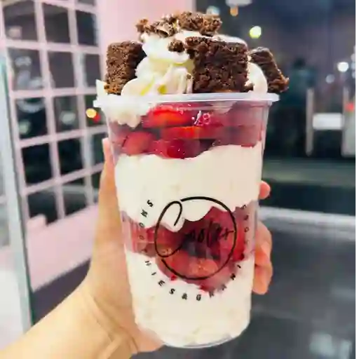 Fresas con crema 12 onz