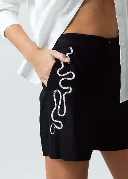 Short Lucy Mujer Negro Puro Ultra Oscuro T 4 452G301 Naf Naf