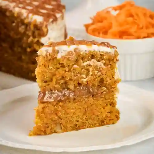 Porción Carrot Cake