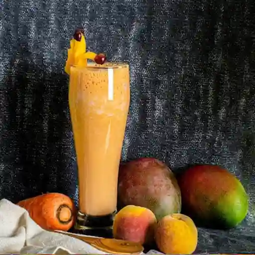 Jugo de frutos amarillos en leche 16oz