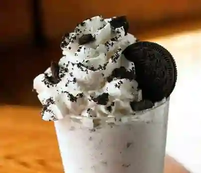 1 Malteada de Oreo con una Minisuper