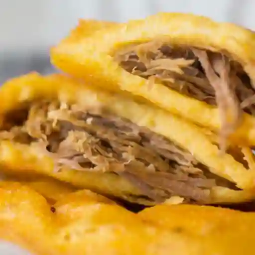 Pastel de Carne Desmechada