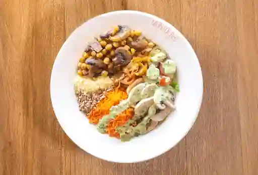 Arma tu Ensalada: Proteína de Champiñones al Vino y Garbanzos